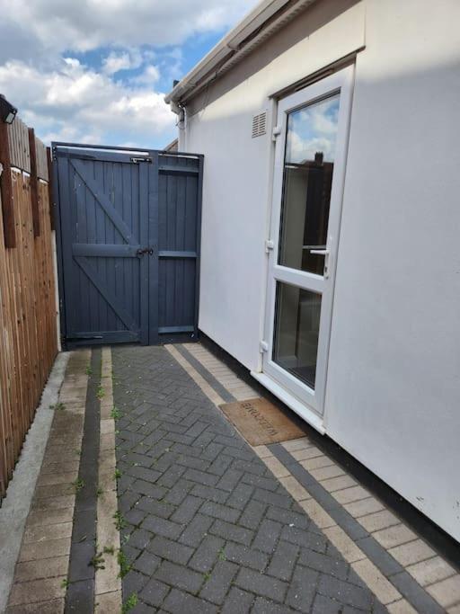 Beautiful Private En-Suite Room With Its Own Entry Bexleyheath Kültér fotó